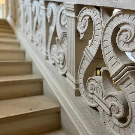 Enjoy Spring At Chateau De Monbrison, For Four Guests Alojamento de Turismo Selvagem