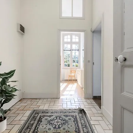 Enjoy Spring At Chateau De Monbrison, For Four Guests Alojamento de Turismo Selvagem *