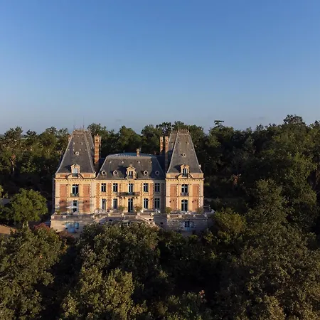 Enjoy Spring At Chateau De Monbrison, For Four Guests Saint-Michel (Tarn-et-Garonne)