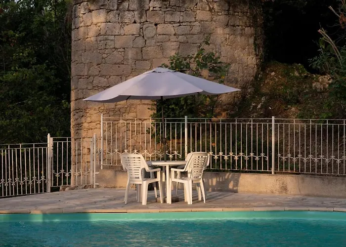 Enjoy Spring At Chateau De Monbrison, For Four Guests 롯지 Saint-Michel (Tarn-et-Garonne)